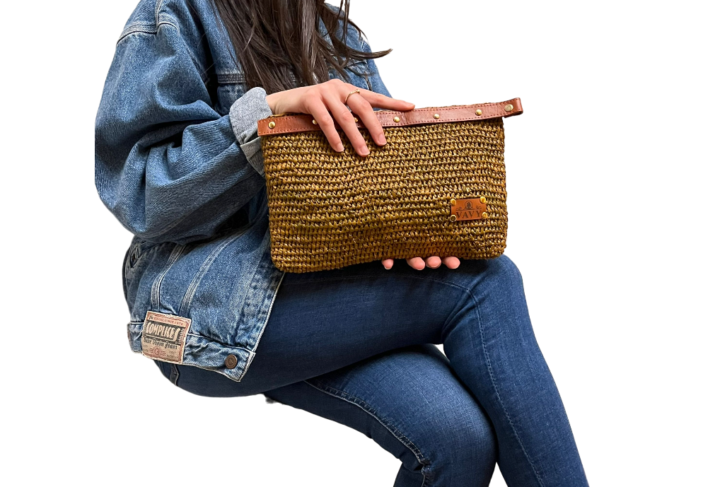 POCHETTE MISS KAKI MM RAPHIA